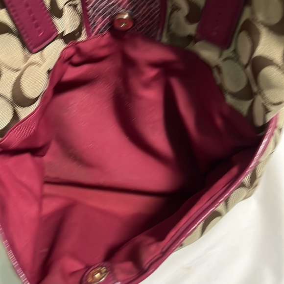 Coach bag | Coach signature python stripe in raspberry - Picture 7 of 17